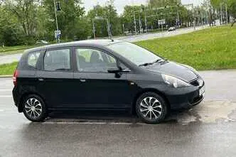 Honda Jazz, 1.3, 61 kW, бензин, механическая, передний привод