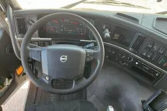 Volvo FM 330 4x2, 248 kW, diisel, automaat