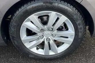 Peugeot 308, 1.2, 96 kW, petrol, manual, front-wheel drive