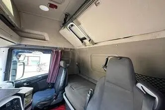 Scania R560, 15.6, 412 kW, diisel, automaat, tagavedu