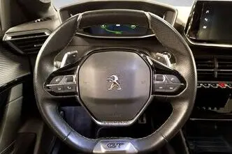 Peugeot 208, 1.2, 74 kW, бензин, автомат, передний привод