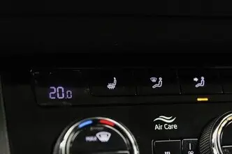 Škoda Karoq, 2.0, 110 kW, diisel, automaat, nelikvedu