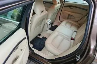 Volvo V70, 2.0, 133 kW, дизель, автомат, передний привод
