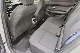 Dacia Duster, 1.6, 69 kW, hübriid, automaat, esivedu