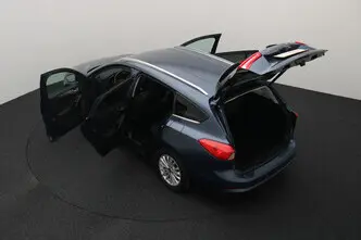 Ford Focus, 1.5, 88 kW, diesel, manual, front-wheel drive