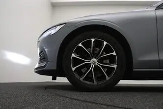 Volvo V60, 2.0, 120 kW, hybrid, automatic, front-wheel drive