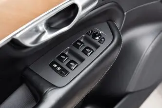 Volvo XC90, 2.0, 173 kW, diesel, automatic, four-wheel drive