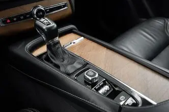 Volvo XC90, 2.0, 173 kW, diesel, automatic, four-wheel drive