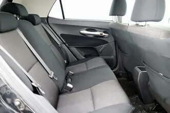 Toyota Auris, 1.4, 66 kW, дизель, механическая, передний привод