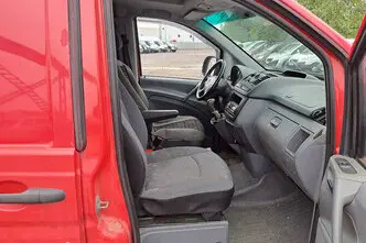 Mercedes-Benz Vito, 2.1, 80 kW, diisel, manuaal, tagavedu