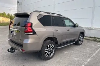 Toyota Land Cruiser, 2.8, 150 kW, дизель, автомат, полный привод