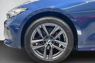 BMW 318, 115 kW, bensiin, automaat, tagavedu