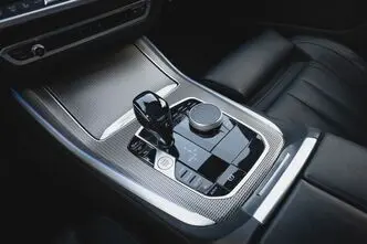 BMW X5, 3.0, 210 kW, hybrid, automatic, four-wheel drive