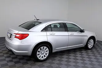 Chrysler 200, 2.4, 125 kW, bensiin, automaat, esivedu
