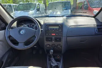 Fiat Albea, 1.4, 57 kW, бензин, механическая, передний привод