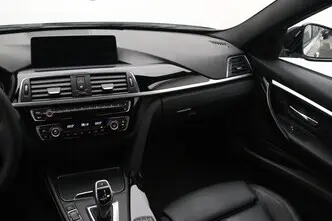 BMW 320, 2.0, 135 kW, бензин, автомат, задний привод