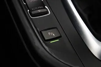 BMW 320, 2.0, 135 kW, бензин, автомат, задний привод