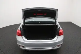 BMW 320, 2.0, 135 kW, бензин, автомат, задний привод