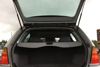 BMW 325, 2.5, 142 kW, бензин, механическая, полный привод