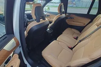 Volvo XC90, 2.0, 297 kW, подключаемый гибрид, автомат, полный привод
