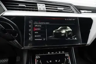 Audi e-tron, 371 kW, elekter, automaat, nelikvedu