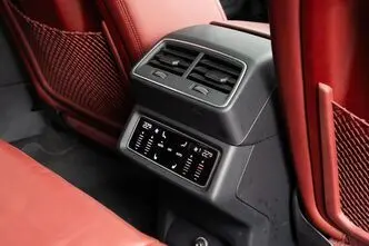 Audi e-tron, 371 kW, elekter, automaat, nelikvedu