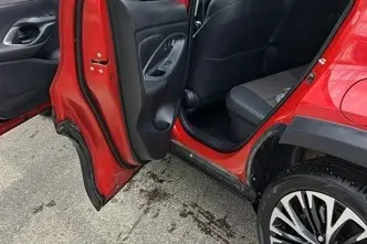 Toyota Yaris Cross, 1.5, 68 kW, hübriid, automaat, esivedu