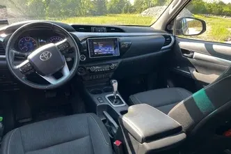 Toyota Hilux, 2.4, 110 kW, diisel, automaat, nelikvedu