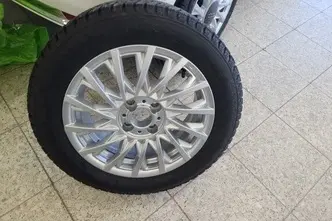 Fiat 500, 1.0, 51 kW, гибрид, механическая, передний привод