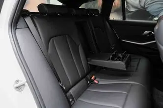 BMW 320, 2.0, 140 kW, hübriid, automaat, nelikvedu