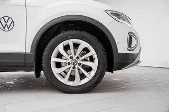 Volkswagen T-Roc, 1.5, 110 kW, бензин, автомат, передний привод