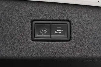 Volkswagen Tiguan, 2.0, 110 kW, дизель, автомат, полный привод