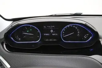 Peugeot 2008, 1.6, 84 kW, diesel, manual, front-wheel drive