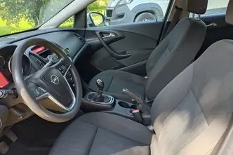 Opel Astra, 1.2, 70 kW, дизель, механическая, передний привод