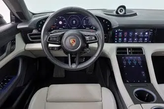 Porsche Taycan, 142 kW, elekter, automaat, nelikvedu