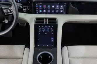 Porsche Taycan, 142 kW, elekter, automaat, nelikvedu