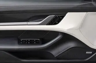 Porsche Taycan, 142 kW, elekter, automaat, nelikvedu