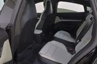 Porsche Taycan, 142 kW, elekter, automaat, nelikvedu