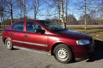 Opel Astra, 1.2, 48 kW, бензин, механическая, передний привод