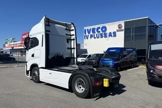 Iveco S-Way, 12.9, 368 kW, diesel, automatic, rear-wheel drive