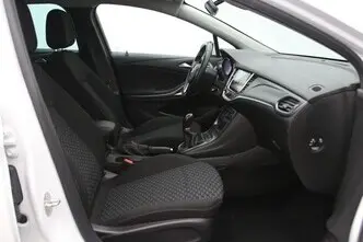 Opel Astra, 1.6, 81 kW, дизель, механическая, передний привод