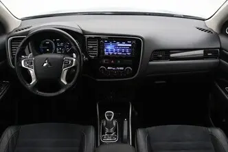 Mitsubishi Outlander, 2.0, 89 kW, подключаемый гибрид, автомат, полный привод
