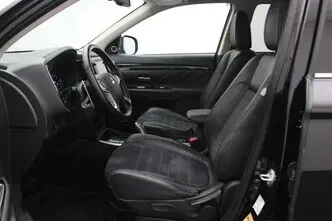 Mitsubishi Outlander, 2.0, 89 kW, подключаемый гибрид, автомат, полный привод