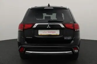 Mitsubishi Outlander, 2.0, 89 kW, подключаемый гибрид, автомат, полный привод
