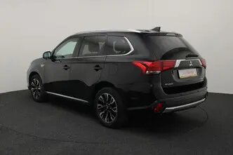 Mitsubishi Outlander, 2.0, 89 kW, подключаемый гибрид, автомат, полный привод