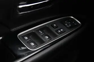Mitsubishi Outlander, 2.0, 89 kW, подключаемый гибрид, автомат, полный привод