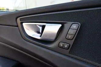 Volvo XC60, 2.0, 145 kW, diesel, automatic, four-wheel drive