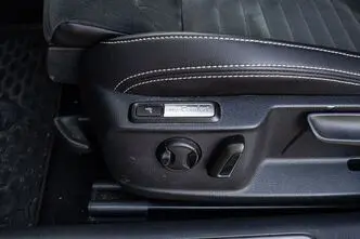 Volkswagen Passat, 2.0, 147 kW, diesel, automatic, four-wheel drive