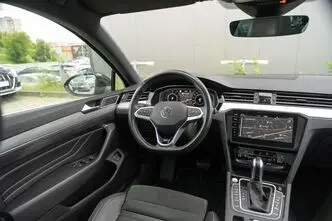 Volkswagen Passat, 1.4, 115 kW, подключаемый гибрид, автомат, передний привод