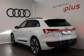 Audi Q8 e-tron, 158 kW, электричество, автомат, полный привод